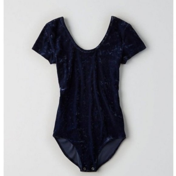 American Eagle NEW Crushed Velvet Bodysuit - Picture 2 of 4